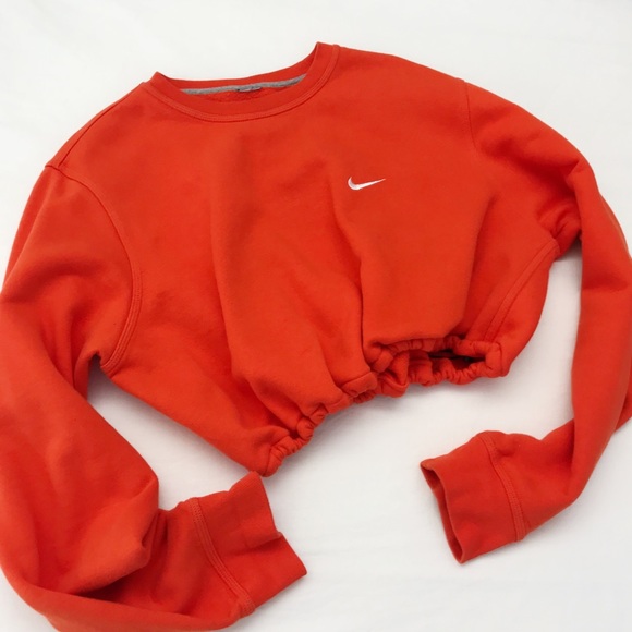 vintage nike crop sweatshirt